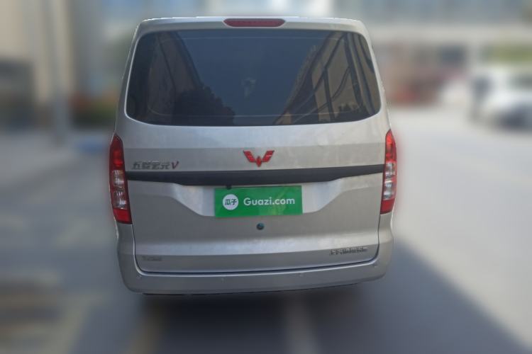 Used Wuling Hongguang V 2022 1.5L Jingqu Edition Electric-Assist LAR