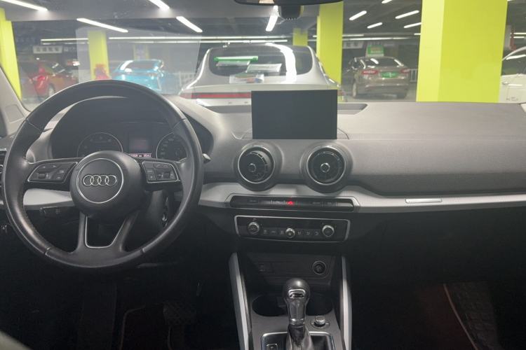 Used Audi Q2L 2018 35 TFSI Fashionable & Elegant Version China VI Emission Standard
