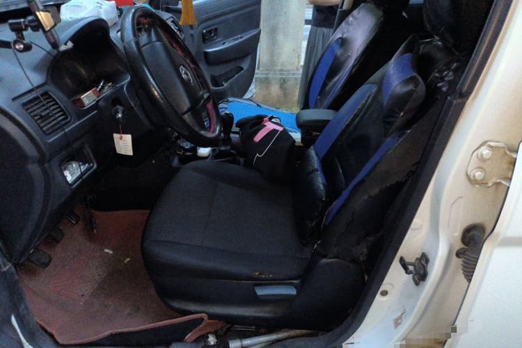 Used Dongfeng Fengon 330 2014 1.5L Manual Utility Version DK15
