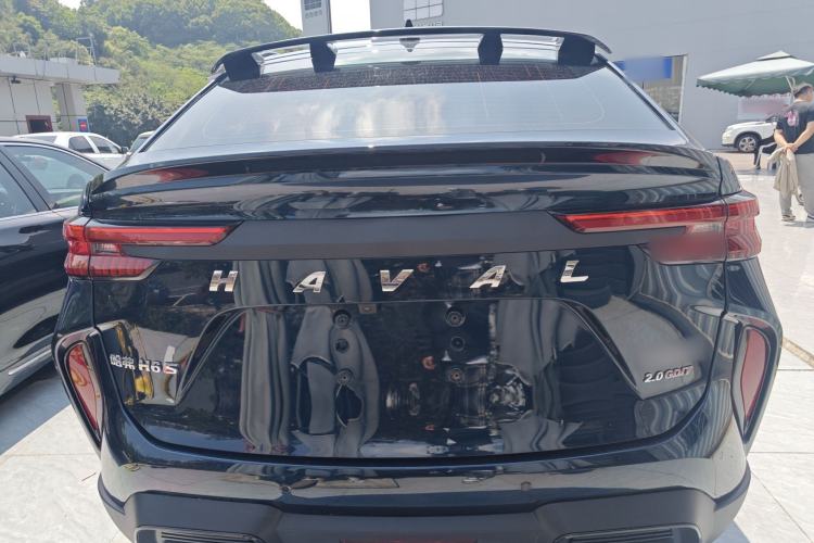 Used Haval H6S 2022 2.0T Two-Wheel Drive ZhiRun Version
