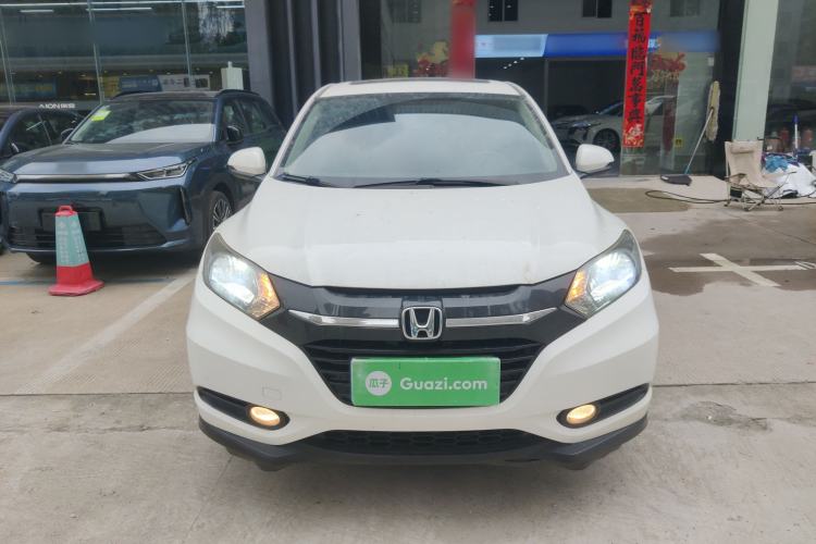 Used Honda Vezel 2016 1.8L CVT Front-Wheel Drive Pioneer Edition Front