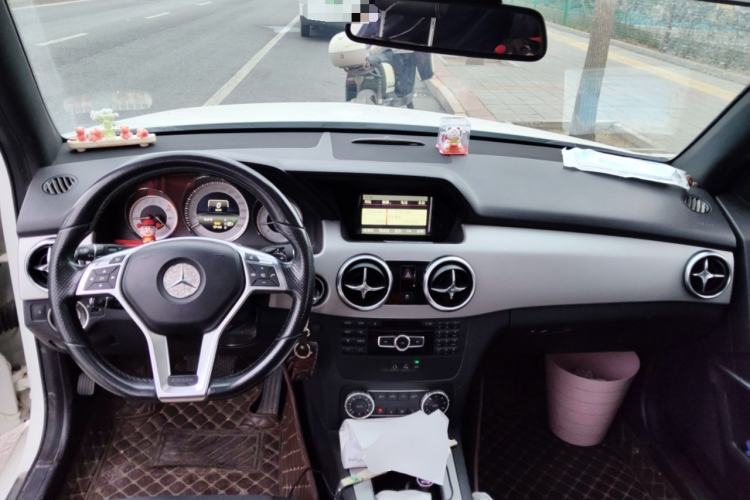 Used Mercedes-Benz GLK-Class 2015 GLK 260 4MATIC Dynamic Edition Ultimate Version
