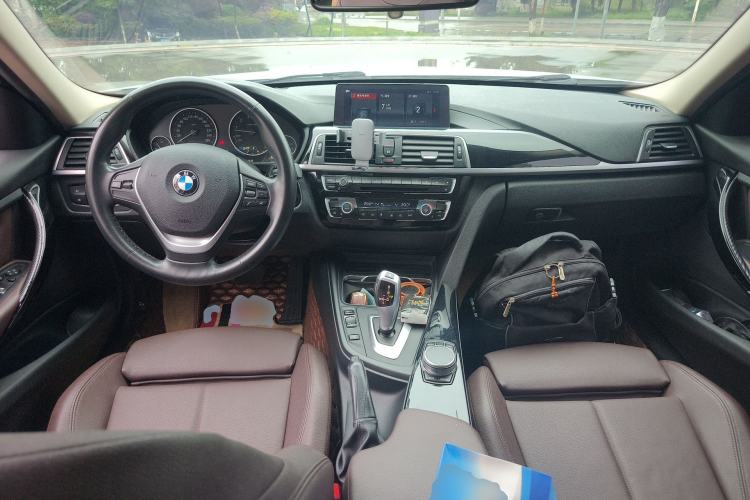 Used BMW 3 Series 2019 320Li Fashion Model Center Console