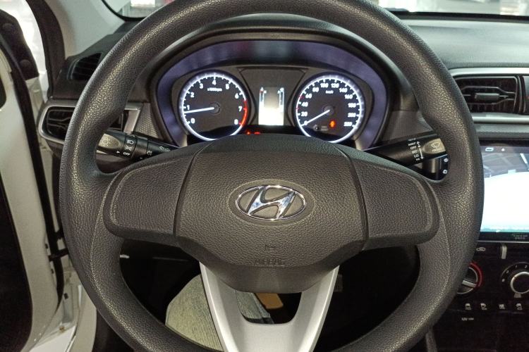 Used Hyundai Verna (older generation) 2017 1.4L Manual Refreshed Version China V Standard
