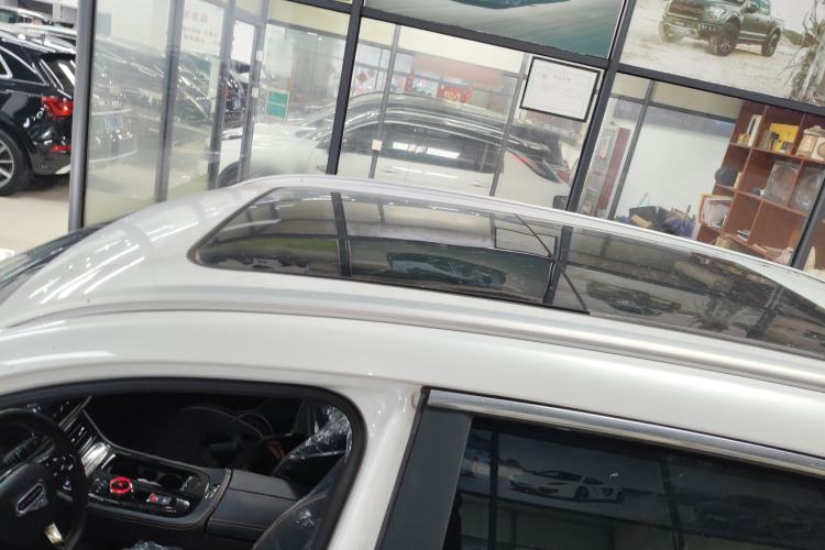 Used Skyworth HT-i 2022 1.5L PHEV 115KM Smart Drive Edition Roof