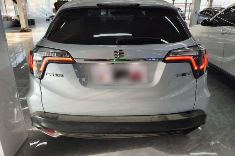 Used Everus VE-1 2022 TA Leading Edition
