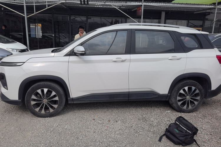 Used Baojun 530 2021 Global Car Anniversary Edition 1.5T CVT Luxury Model 5 Seats
