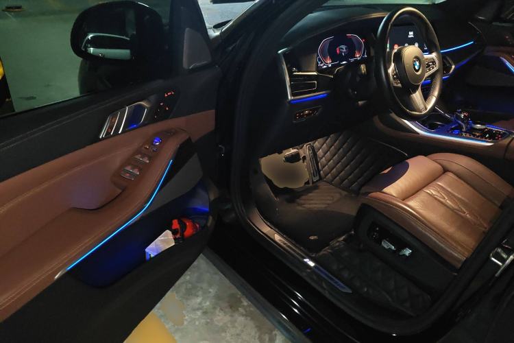 Used BMW X7 2021 xDrive40i Luxury M Sport Package
