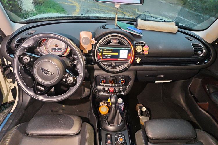 Used MINI Clubman 2018 2.0T COOPER S Artist Center Console