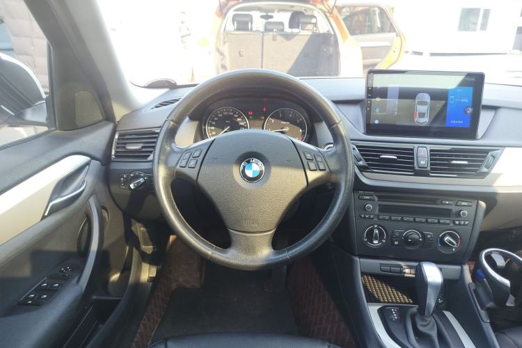 Used BMW X1 2013 sDrive18i Fashion Model
