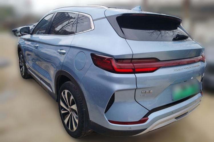 Used BYD Song PLUS New Energy 2023 Champion Edition EV 520KM Prestige Model
