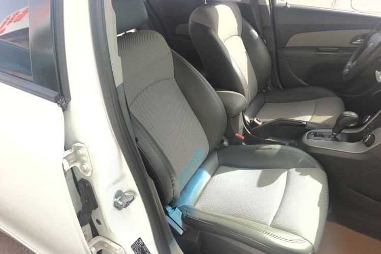 Used Chevrolet Cruze 2013 1.8L SE AT
