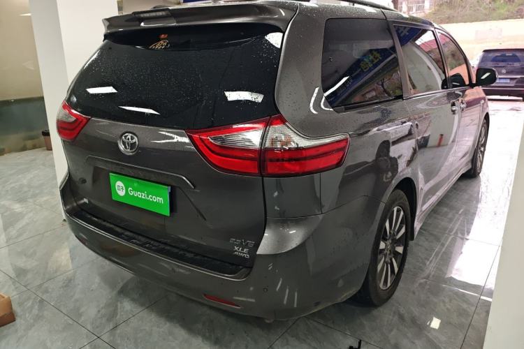 Used Toyota SIENNA 2019 3.5L Four-Wheel Drive XLE 7 Seats U.S. Specification