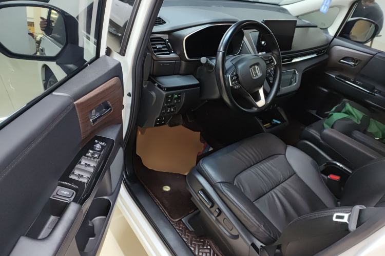 Used Honda Odyssey 2022 2.0L eHEV Sharp Enjoyment Edition Driver Seat