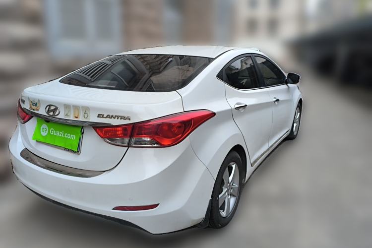 Used Hyundai Elantra (5th Generation / Langdong) 2012 1.6L Automatic Leading Model Rear Right 45 Deg