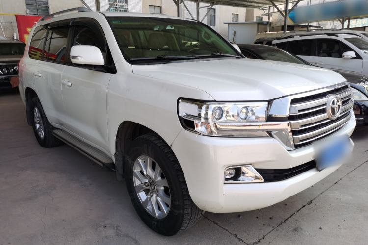 Used Toyota Land Cruiser 2017 4.0 GX-R Dual Fuel Dual Differential – Middle East
