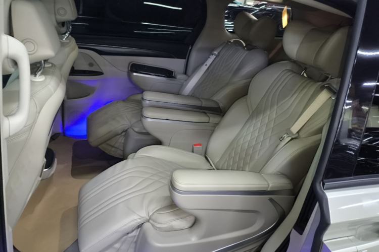 Used Buick GL8 2022 ES Landtrek 653T Comfort Edition Left Rear Seat