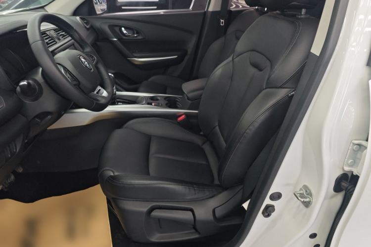 Used Renault Kadjar 2016 2.0L Two-Wheel-Drive Luxury Edition
