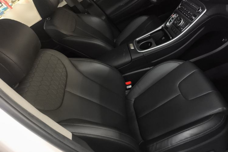 Used Hyundai Santa Fe 2023 Traveler 380T GDi Automatic All-Wheel Drive GLX HTRAC Elite Edition