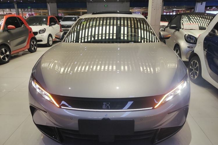 Used BYD Han 2025 DM-i Intelligent Driving Edition 245KM Prestigious Edition
