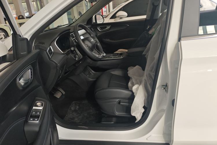 Used Roewe RX5 2023 PLUS 330TGI Automatic Trendsetting Smart Edition