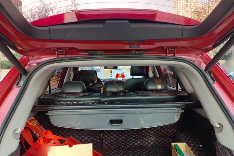 Used Roewe RX5 2016 30T Two-Wheel Drive Automatic Internet Smart Edition
