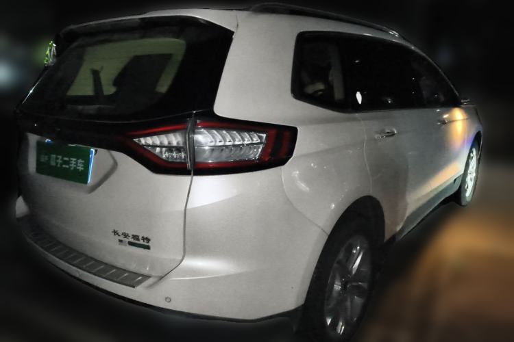 Used Ford Edge 2016 EcoBoost 245 Two-Wheel-Drive Titanium 7-Seater
