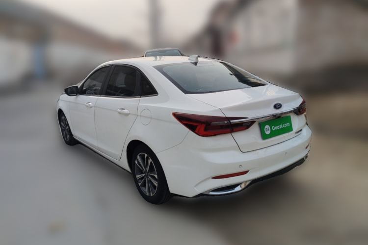 Used Ford Escort 2021 1.5L Automatic Diamond Edition
