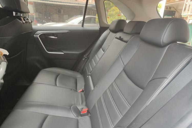 Used Toyota RAV4 2020 2.0L CVT Two-Wheel Drive Fashion PLUS Edition