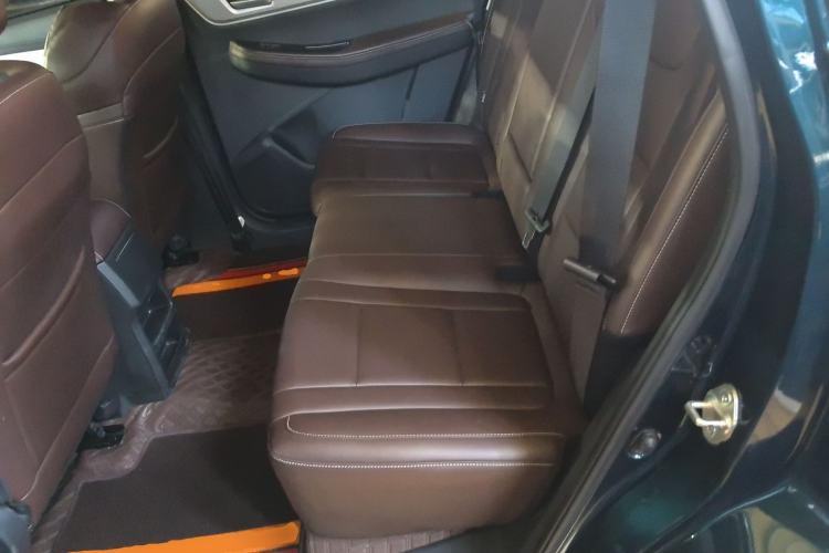 Used FORTHING T5 2022 Grand Edition 1.6L Manual Dream-Chasing Five-Seat Model
