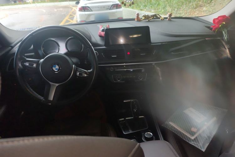 Used BMW 1 Series 2020 120i M Sport Package Center Console