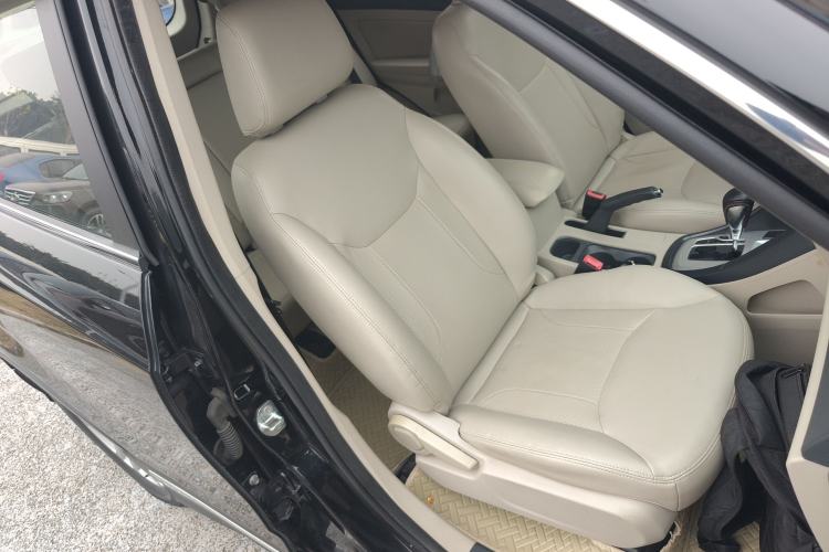 Used Chery Tiggo 5 2014 2.0L CVT Joyful Edition
