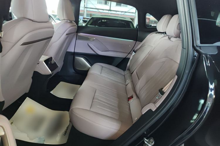 Used ONVO L60 2024 85 kWh Rear-Drive Version
