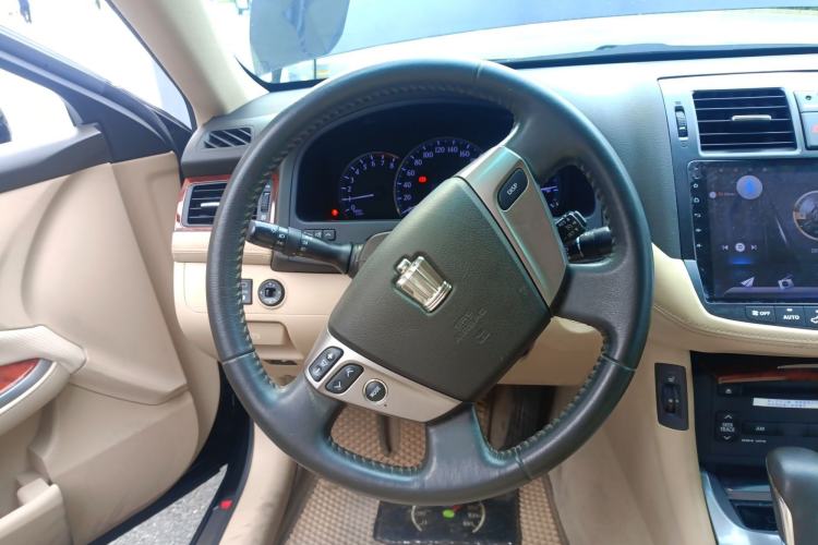 Used Toyota Crown 2012 2.5L Royal Leather Edition
