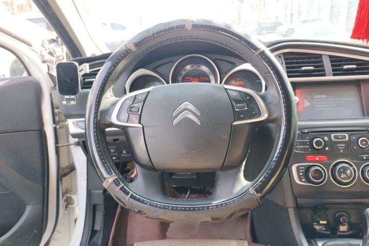 Used Citroen C4L 2014 1.8L Intelligent Drive Manual Version – Dynamic Edition
