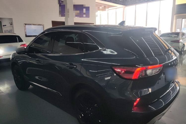 Used Ford Escape 2024 EcoBoost 245 Two-Wheel-Drive Titanium Edition
