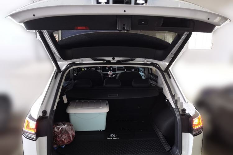 Used Volkswagen Tayron 2023 280TSI Two-Wheel-Drive Luxury Plus Advanced Version Trunk