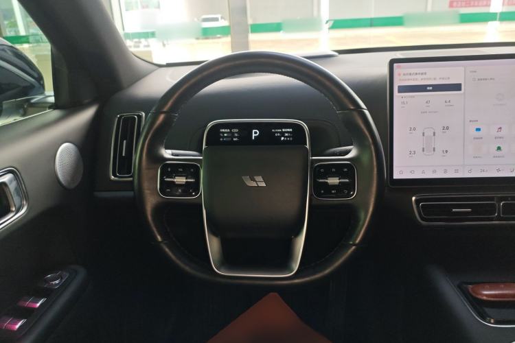 Used Li Auto L8 2023 Pro Model
