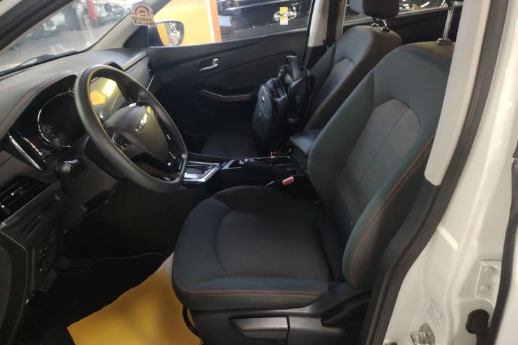 Used Venucia T70 2018 2.0L CVT Smart Edition Left Front Seat