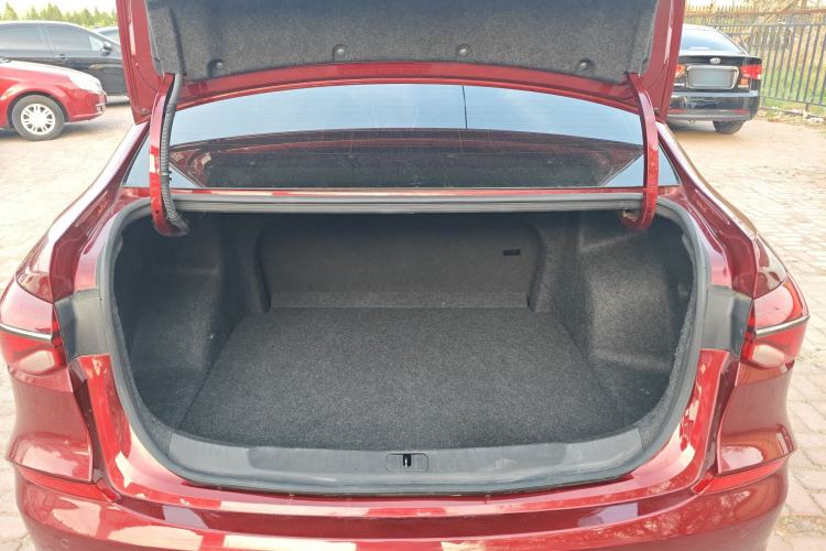 Used Chevrolet Monza 2020 Light Hybrid RS 330T Automatic Comfort Edition Trunk