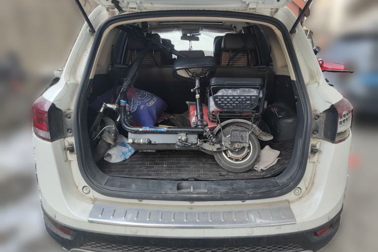 Used Yema T70 2016 Upgraded Model 1.5T Manual Luxury Version Trunk