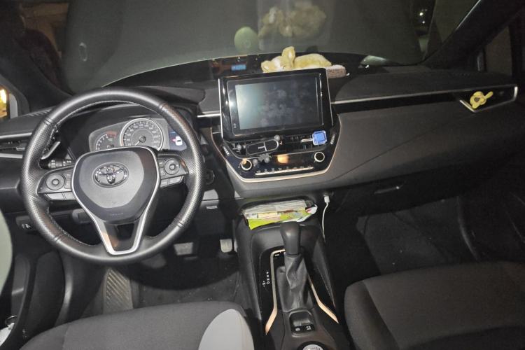 Used Toyota Levin 2021 185T CVT Luxury Edition Center Console