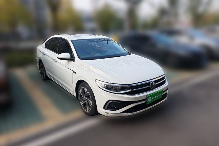 Used Volkswagen Bora 2023 300TSI DSG Prestige Edition