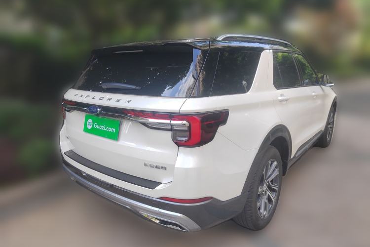 Used Ford Explorer 2023 EcoBoost 285 Four-Wheel Drive Stylish Plus Version 7 Seats
