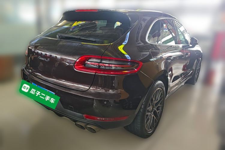 Used Porsche Macan 2014 Macan S 3.0T Rear Right 45 Deg