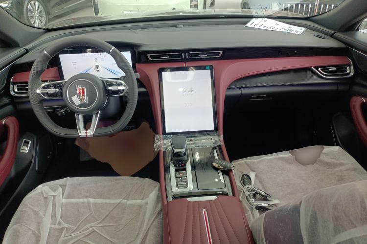 Used Hongqi H5 2025 Model 2.0T Automatic Xuan Ying 2 Million Units Commemorative Edition