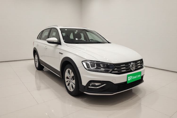 Used Volkswagen C-TREK 2018 230TSI DSG Comfort Model Exterior 2