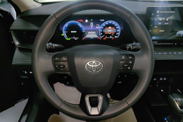 Used Toyota Camry 2024 Dual-Engine 2.5HG Prestige Edition