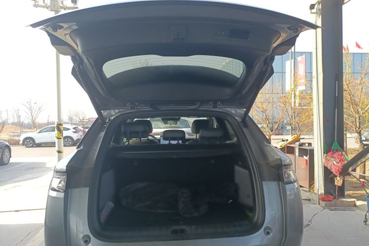 Used BYD Song L DM-i 2025 Intelligent Driving Version 112 km Beyond-Range Type
