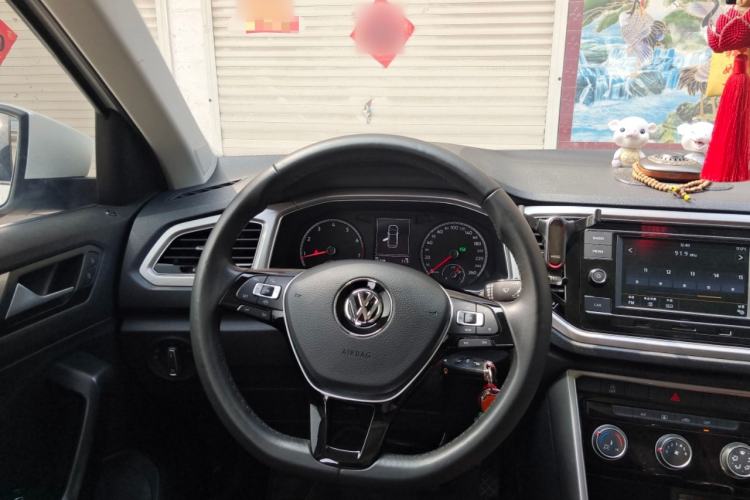 Used Volkswagen T-ROC 2020 230TSI DSG Two-Wheel Drive Advanced Version
